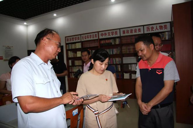 浦北縣圖書館新領導團隊引領變革，推動文化事業(yè)繁榮發(fā)展